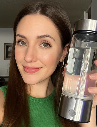 files/HydroForge_Hydrogen_Water_Bottle_1.png